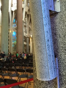 Yes, it's a Bose amplifier cameleon-ing as a post in the church